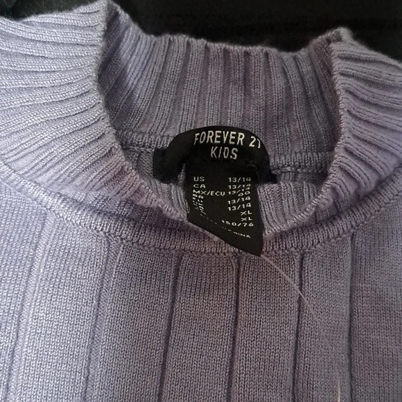 New Forever 21 kids Lilac sweater top. Size 13/14 - Picture 2 of 3